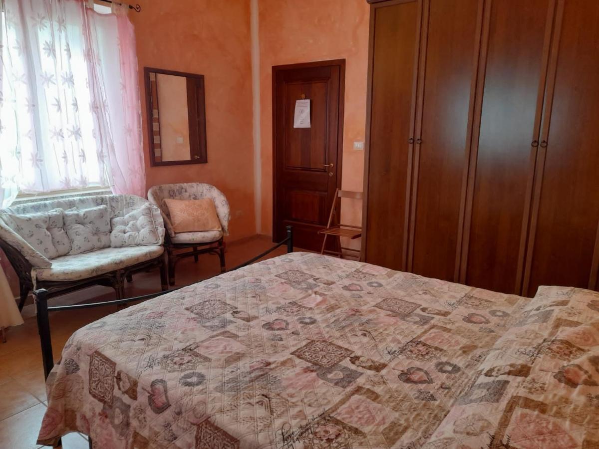 Bed and Breakfast La Finestra Vista Corsica Санта-Тереза-Галлура Экстерьер фото