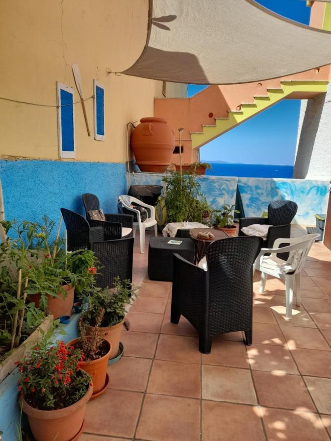 Bed and Breakfast La Finestra Vista Corsica Санта-Тереза-Галлура Экстерьер фото